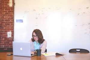 qualitative inhaltsanalyse kuckartz mayring interviews unterschied methode